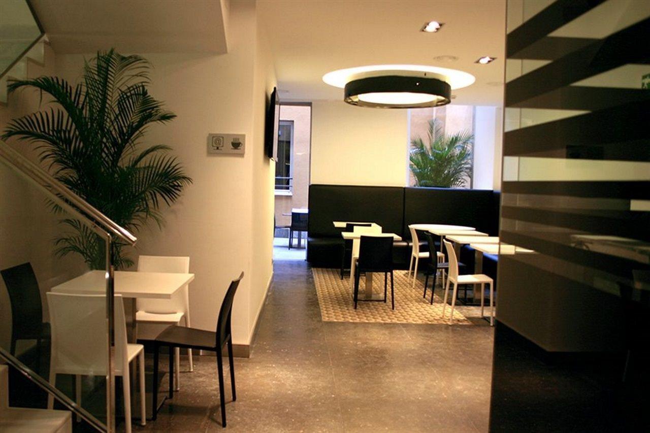 Dalia Ramblas Barcelona Exterior photo